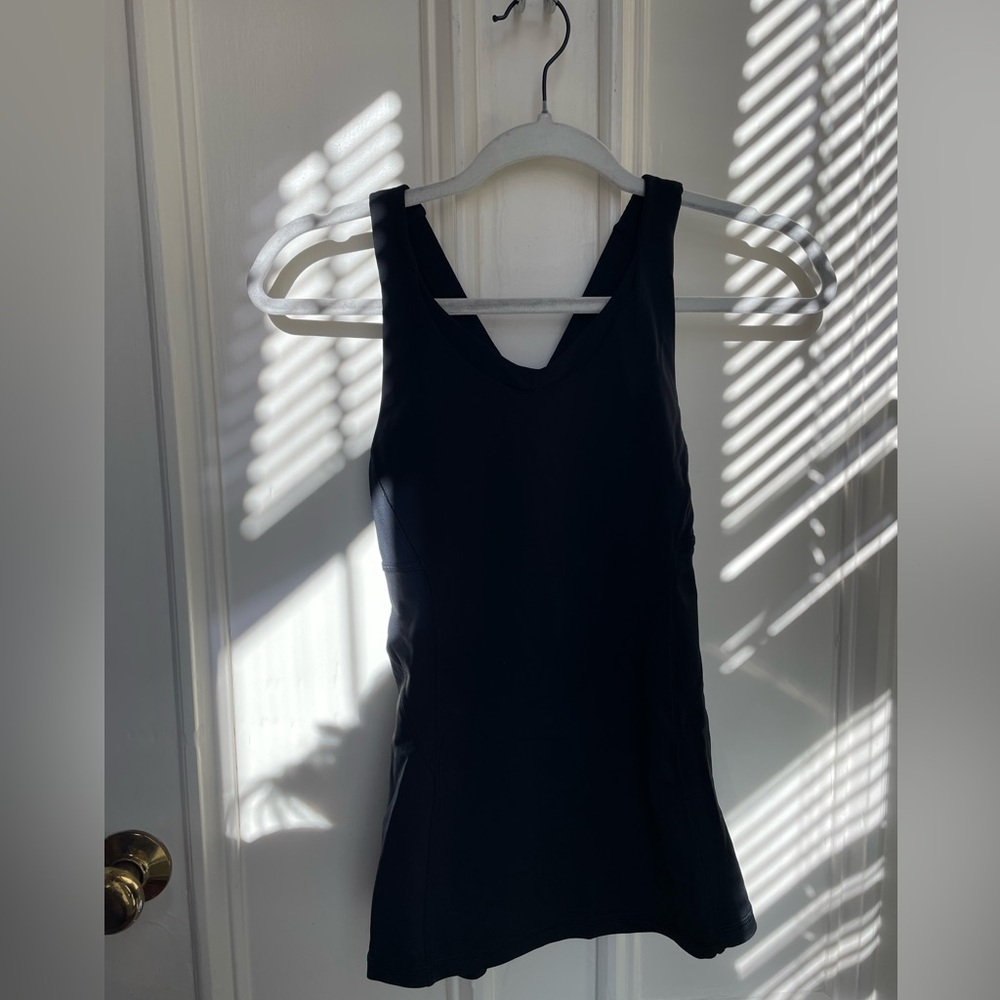 Lululemon tank top